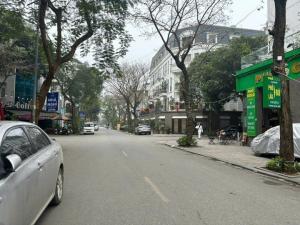 HIẾM CÓ + THẬT NHANH + NGAY PHỐ LỚN + NHỈNH 4 TỶ CÓ NGAY NHÀ 4 TẦNG